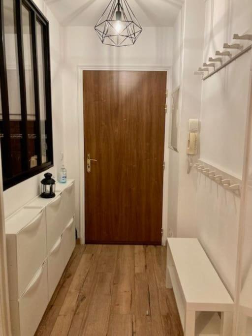 Appartement En Centre-Ville Bussy-Saint-Georges Exteriér fotografie